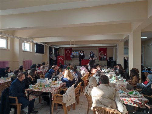 Sayın Kaymakamımız "24 Kasım Öğretmenler Günü Kutlama Programı'na" Katıldı